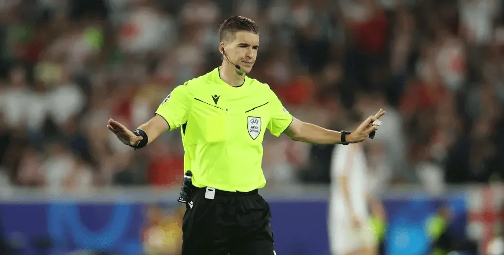 Profil Francois Letexier Wasit Final Euro 2024!